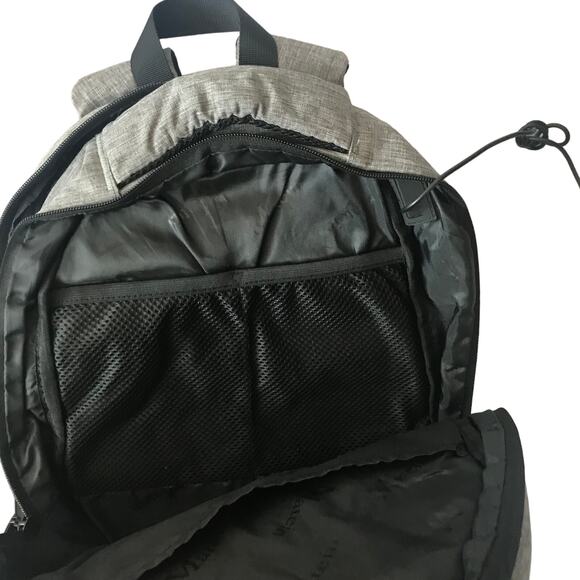 Matein Charging Backpack - Picture 3 of 5